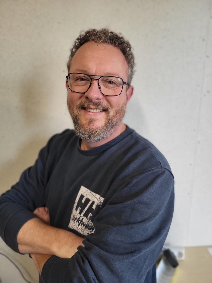 EMD Office Repair - - EMD Office Repair van Kantoormachines